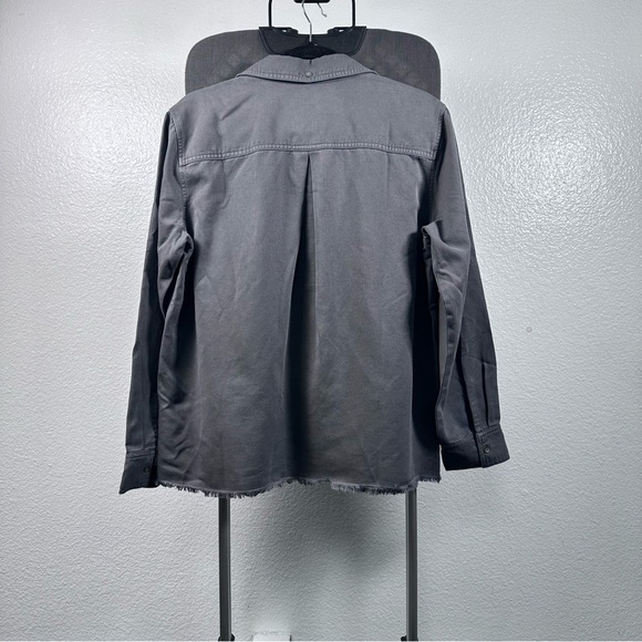 Side Stitch Women’s Front Button Down Gray Blouse Size S - Picture 2 of 7